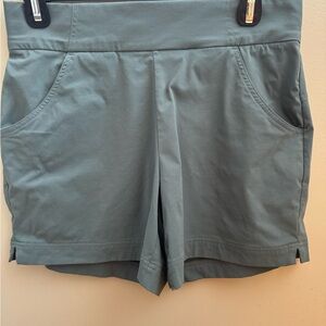 Women's Columbia Green Hiking/Active Shorts
